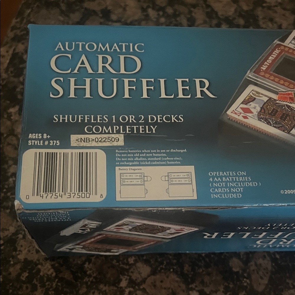 Cardinal Automatic Card Shuffler - Black and Silver - Picture 4 of 4